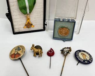 7 Vintage 10 Karat Gold Award Pin, Dale Carnegie Lapel Pin, Red Cross Stick Pin, Snoopy Pin & More
Lot #: 139