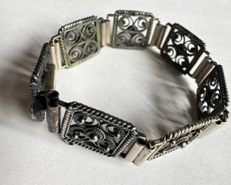 Vintage 925 Sterling Silver Filigree Bracelet From Norway
Lot #: 51