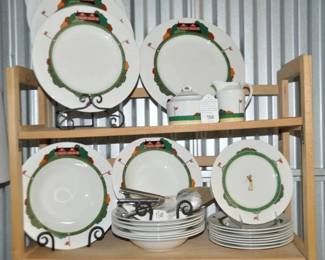 The Perfect Gift for the Golf Lover in your Home! Optima "Fairway" Dinnerware 5 Piece Place Setting for Eight! Set Also Includes a 12" Platter, a Serving Bowl and a Cream and Sugar! ($250) 