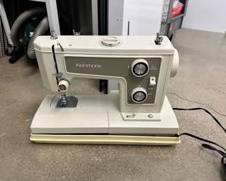 Vintage Kenmore Sears Sewing Machine with Carrying Case in Fantastic Condition!