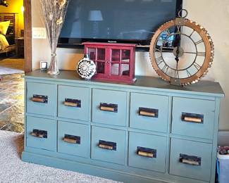 Magnolia, Waco piece