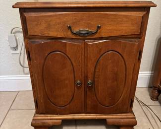 Antique Traditional Style Storage Wood Chest