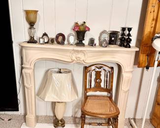 Stunning 5 pc. marble surround.