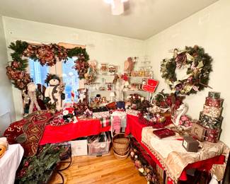 A room full of Christmas & holiday items!