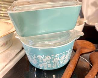 Vintage Pyrex.