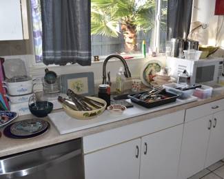 Begin KITCHEN Photos