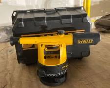 Dewalt DW090 Builders Level with Case
