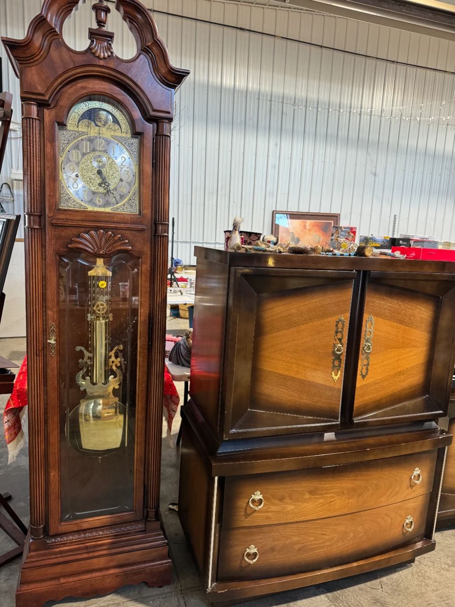 Cottage Grove Estate Sale starts on 12/15/2023