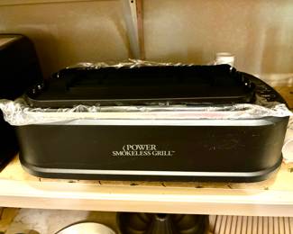 Power smokeless grill