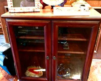 Wood cabinet