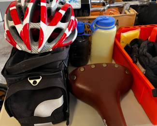 Bicycle helmets, vintage style, Aodlan saddle, brown studded, bike seat