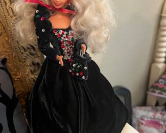 Vintage Barbie Happy Holidays, 1991