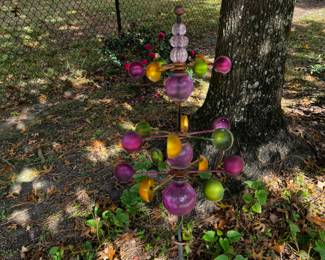 Three tier wind, spinner garden stake with Glass