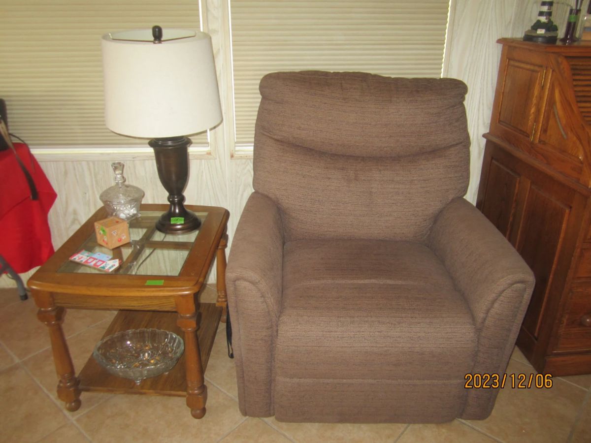 Leesburg Estate Sale starts on 12/15/2023