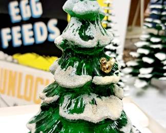 Fenton glass Christmas tree w/ bird