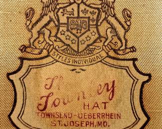 Townsend-Ueberrhein "The Townley Hat"