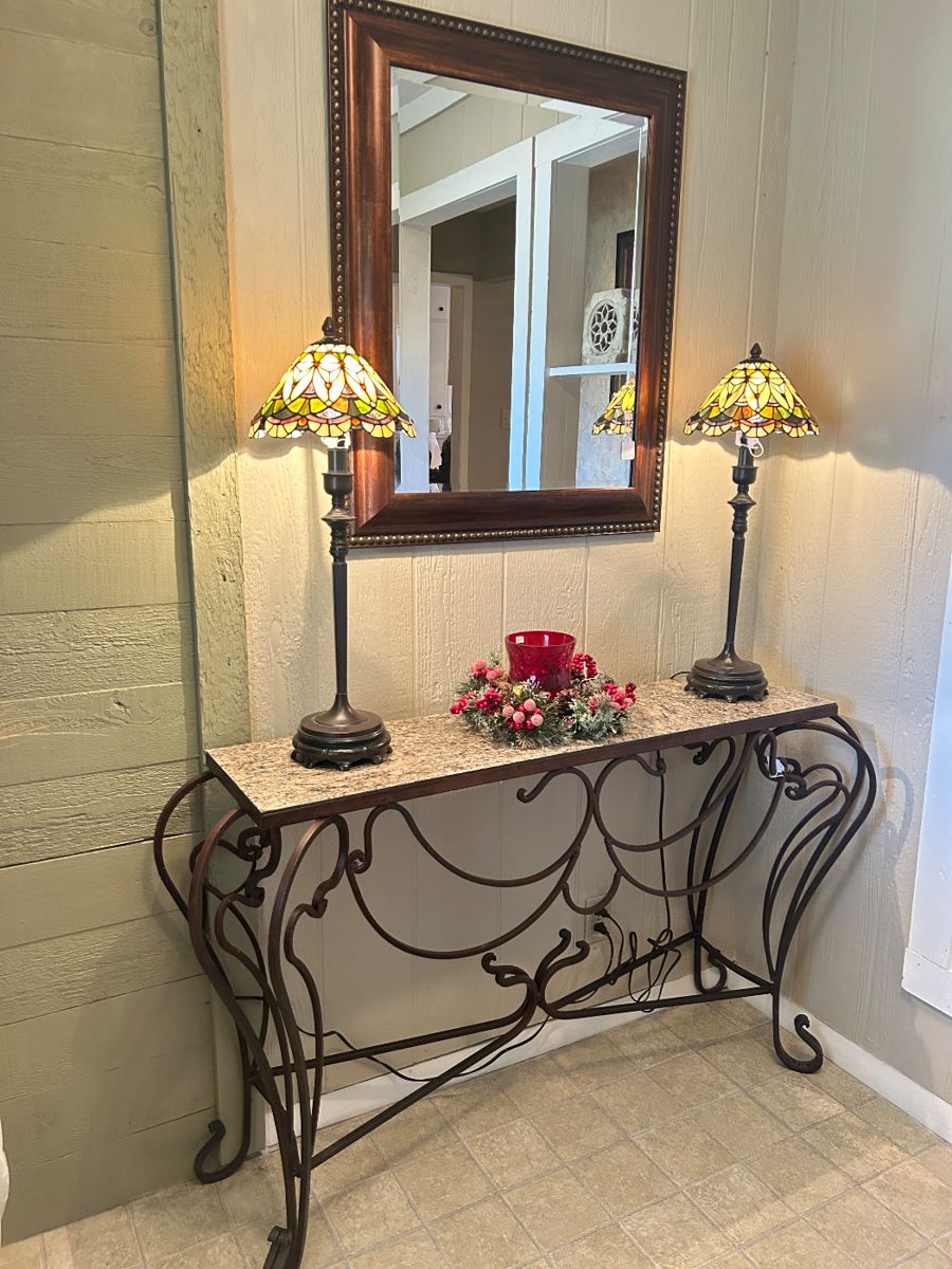 Golden Girls Estate Sale in Fredericksburg, TX starts on 12/8/2023