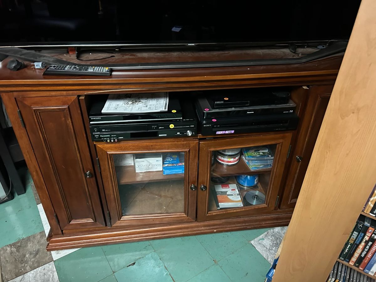 Southfield Estate Sale starts on 12/15/2023