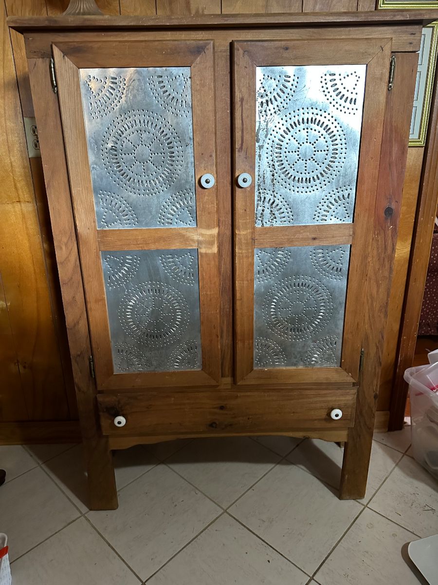 RORIE ESTATE SALE CEDAR HILL in Cedar Hill, TN starts on 12/15/2023