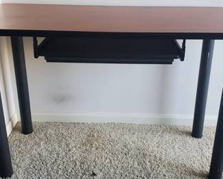 Office Desk w/Keyboard Tray Mahogany Finish