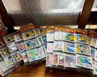 1988 Topps MLB, Picture Cards, 24 Sealed Packs, 43 Pack