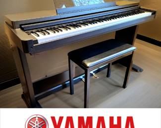YAMAHA Clavinova Electric Keyboard bid #27