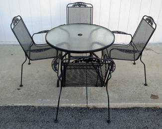 Metal Framed Patio Table With Glass Top, 28" H x 39" Diameter, And Metal Chairs, Qty 4