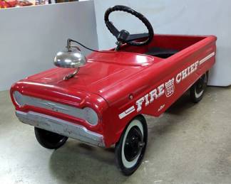 Vintage AMF Pedal Car Fire Chief #509, 12" x 34" x 13"