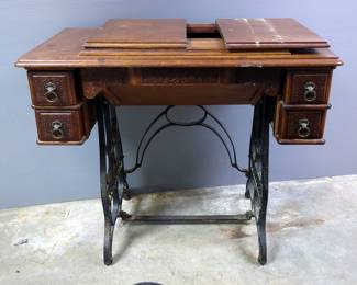 Vintage El Dorado Sewing Machine Table, 31" x 34" x 17.5"