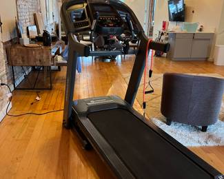 Horizon Treadmill - Sprint 8
Retails $1500

$990 OBO 