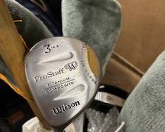 Wilson clubs and bag
