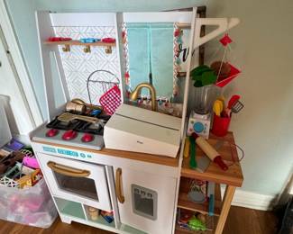 Kids Kitchen Play Set
