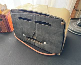 Sonora RZLU-222 Radio Receiver
