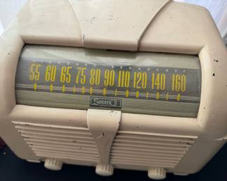 Sonora RZLU-222 Radio Receiver
