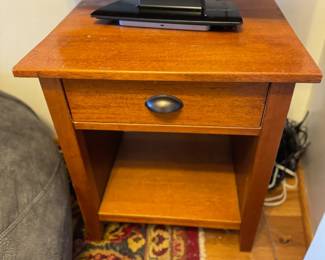 Single Nightstand
