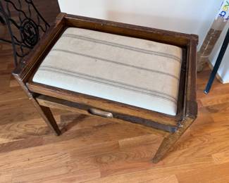 Antique Vanity Chairs Stool 
