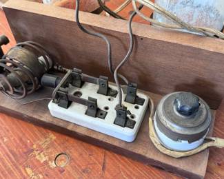 Antique Electronic Contraption