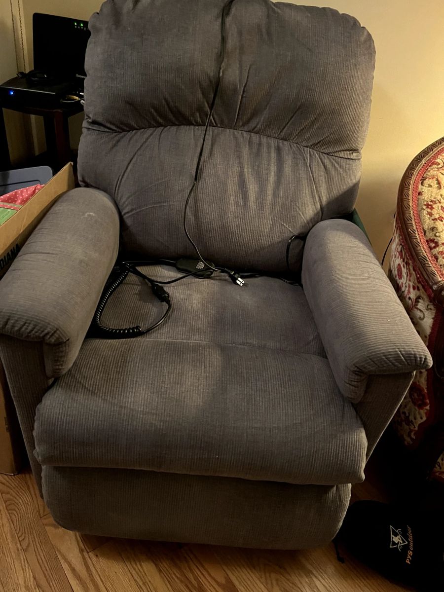 lift chair $350