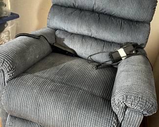 lift chair $350