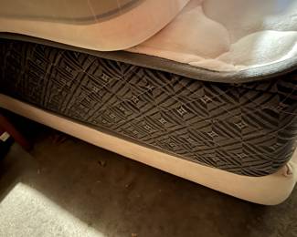 mattress with adjustable frame $450