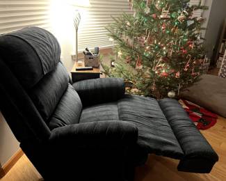 recliner $100