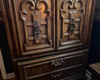 7 piece main bedroom set $300