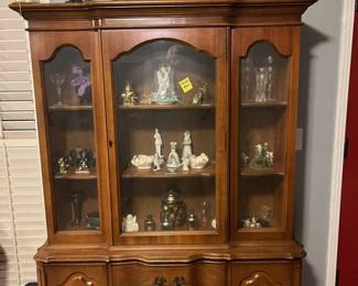 China cabinet with all types of home decor