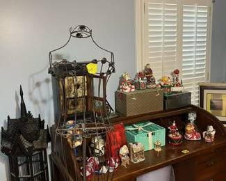 Desk With all types of home decor