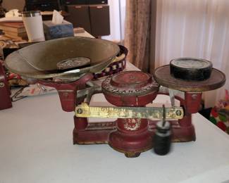 Antique scale
