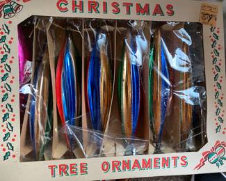 Vintage Christmas Tear Drop Ornaments/Box