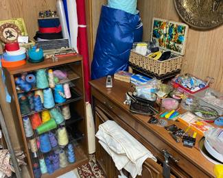 Large & Small Thread Bolts