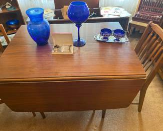 Mid Century Walnut Double Drop Leaf Dining Table
