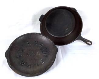 BIHY202 Vollrath Cast Iron Deep Chicken Fryer	Vollrath Ware cast iron pan made in the USA. Has the #8 stamped on the bottom of the pan. Has a little wear but looks to be in really good condition.
