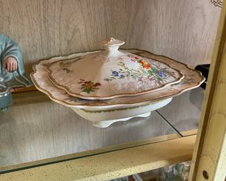 Staffordshire 'Devon' covered serving bowl